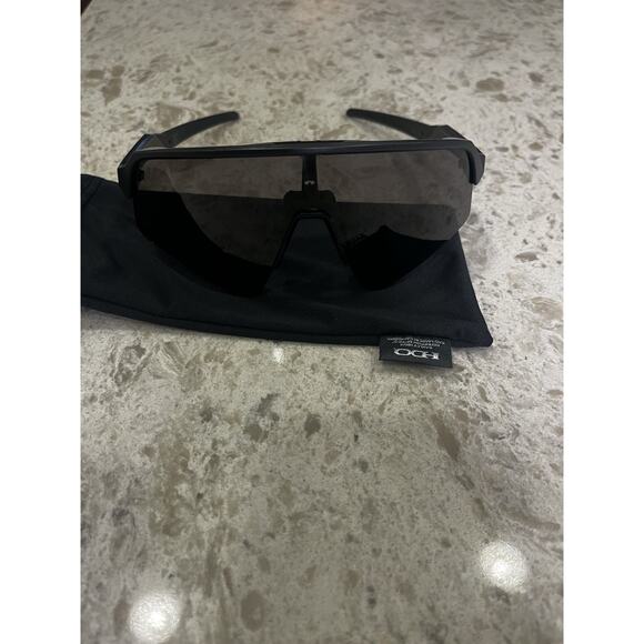 Oakley SUTRO LITE SWEEP Sunglasses OO9465-0339 Matte Black Custom - Picture 12 of 16